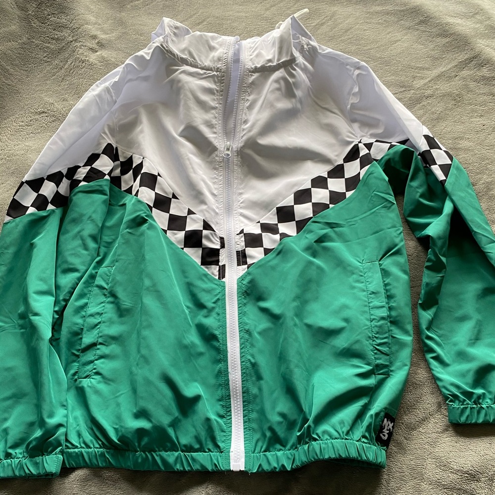 Windbreaker hooded zip up